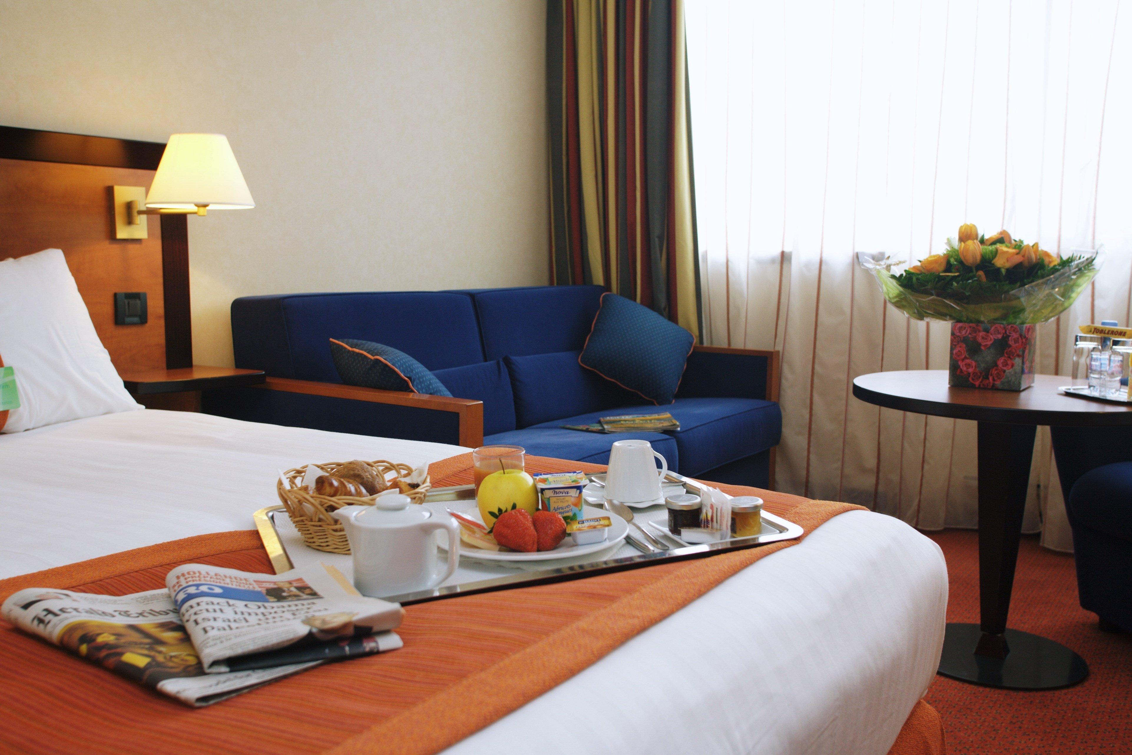 Doubletree By Hilton Paris Bougival Hotel Buitenkant foto