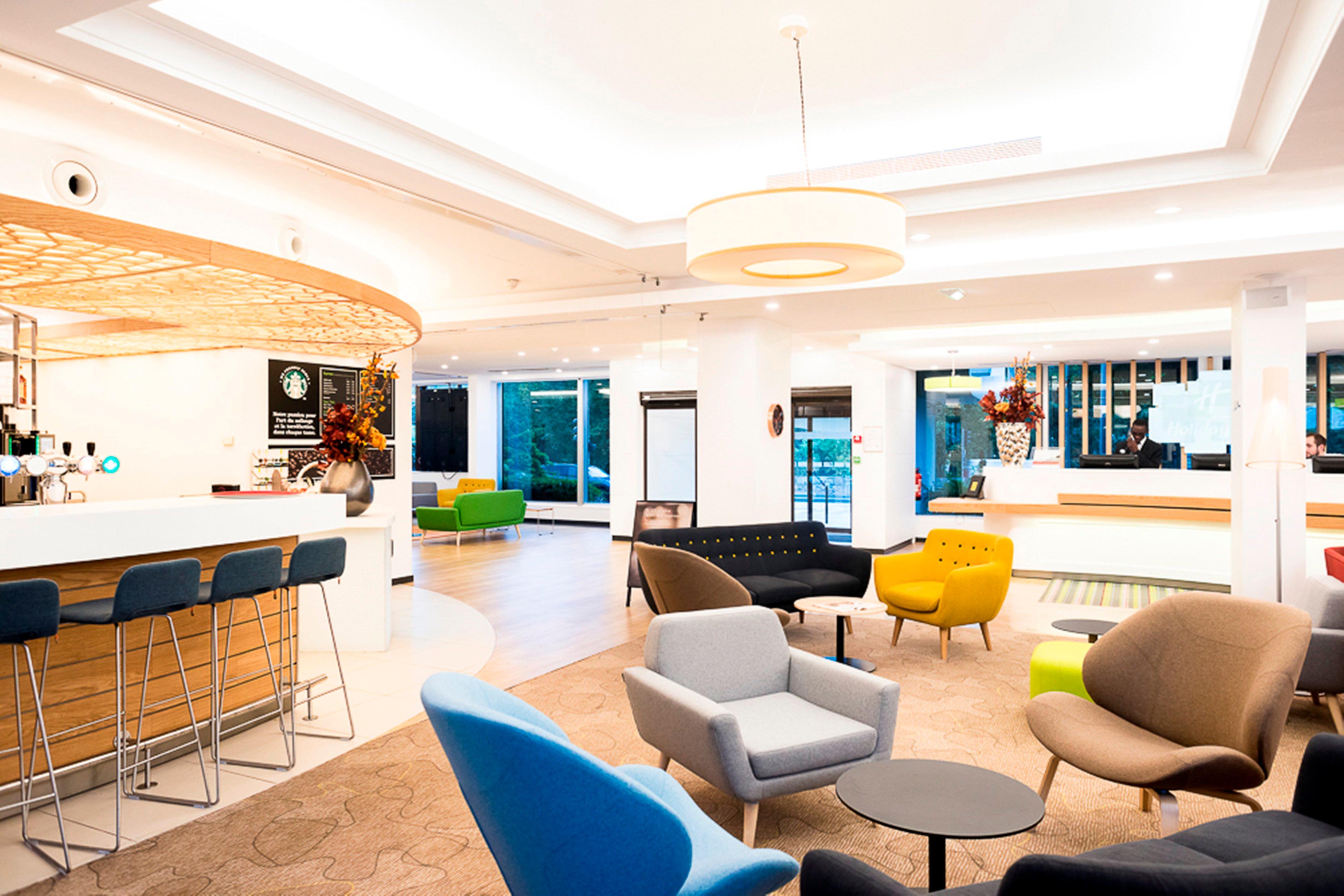 Doubletree By Hilton Paris Bougival Hotel Buitenkant foto