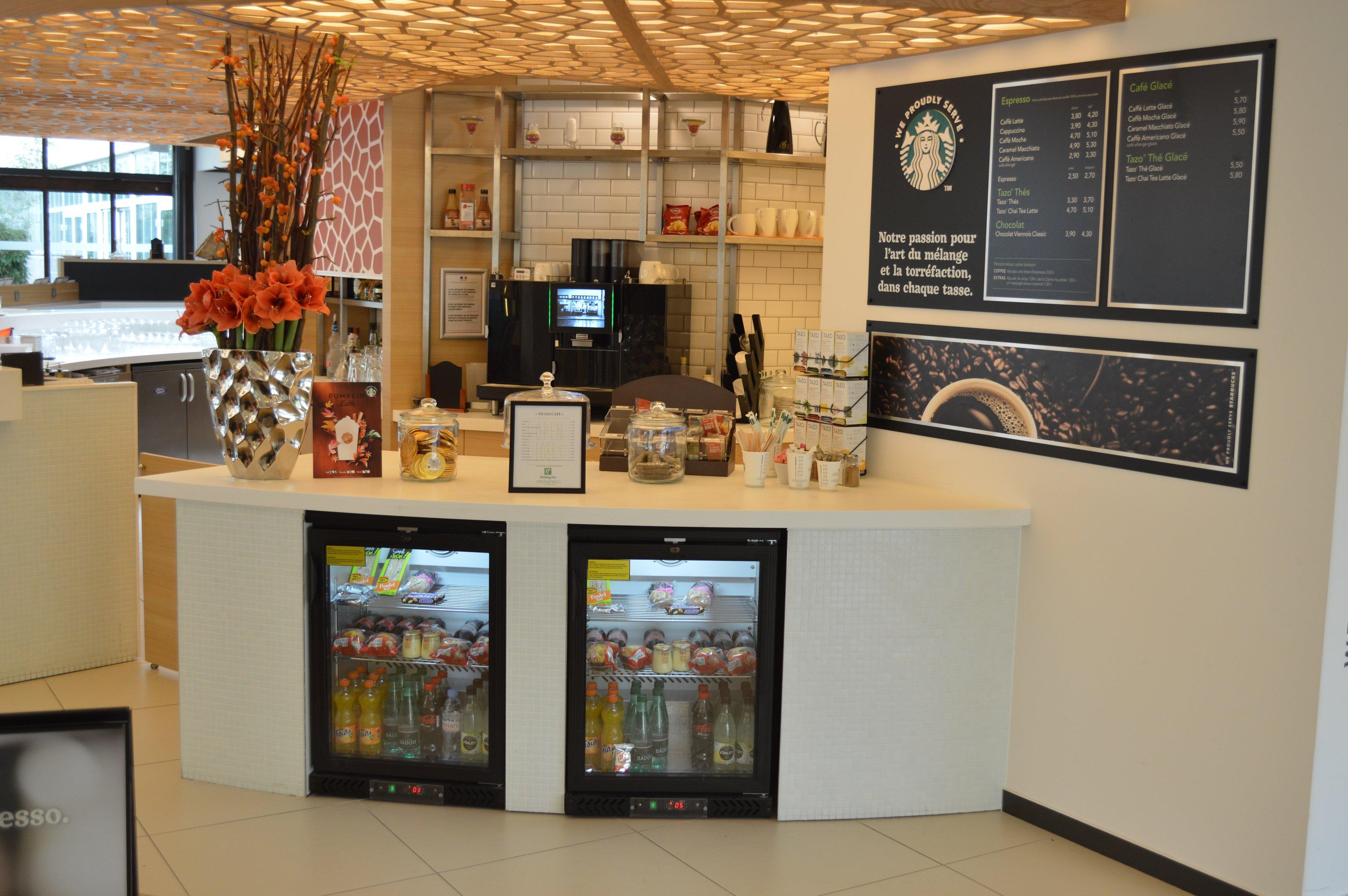 Doubletree By Hilton Paris Bougival Hotel Buitenkant foto